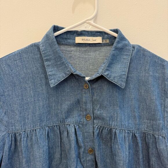 Mustard Seed Chambray Ruffle Short Sleeve Blue Top Size Medium - Picture 2 of 6